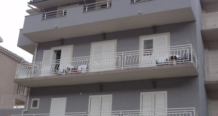 Apartments Ivo