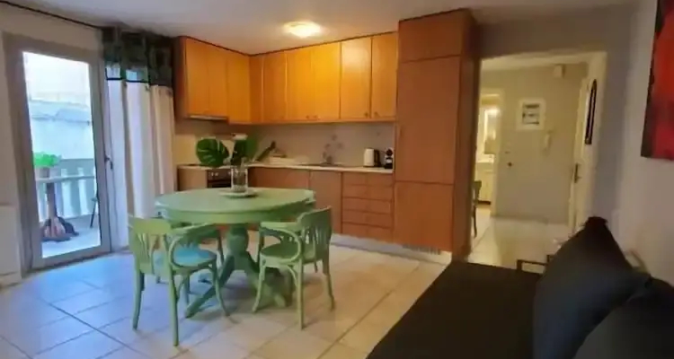 Sior Dionysios Apartments