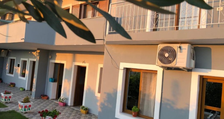 Green Garden Villa