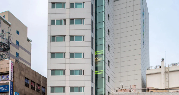 Staywell Hotel