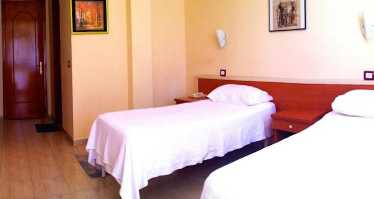 AKROPOLI HOTEL