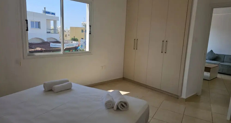 144 An Stay Sunny Honey Apartment