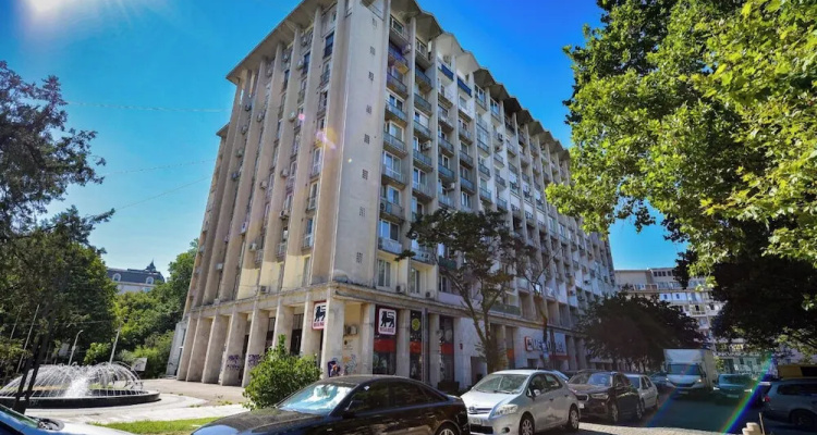 Blue Moon One Bedroom Romana Square
