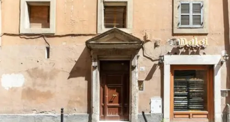 Iflat Art In The Heart Of Rome