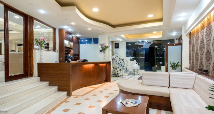 Apollo Apartments