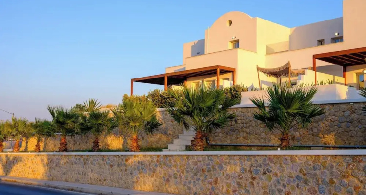 Safrani Suites