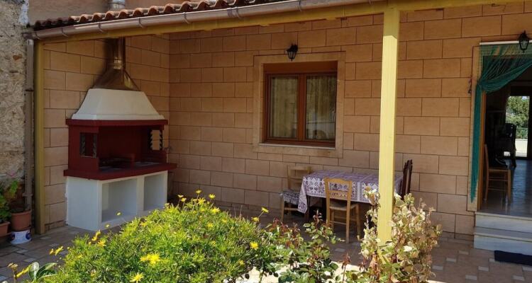 Eftihia's Traditional House