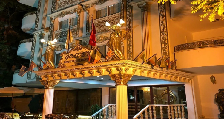 Golden Boutique Hotel