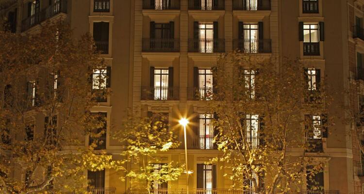 Mh Apartments Suites