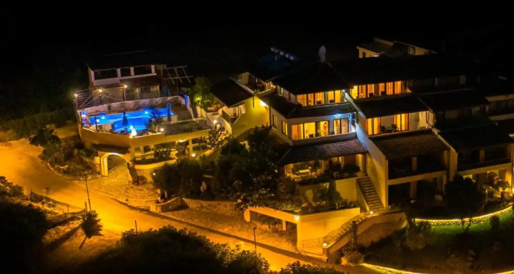 Bivalvia Apartments