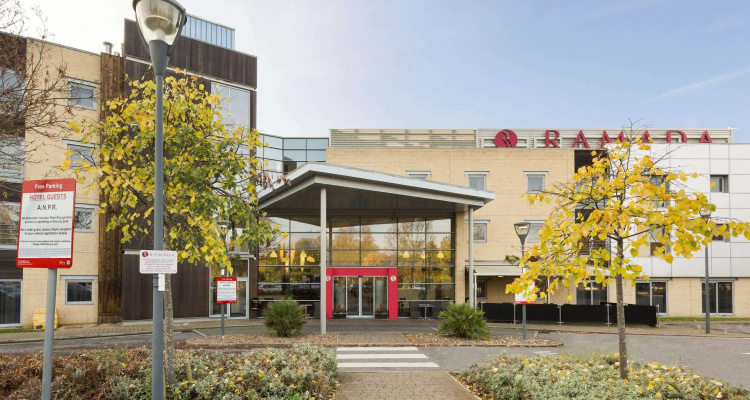 Ramada by Wyndham London North M1 — Wyndham hotel