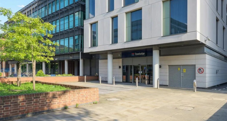 Travelodge London Ealing — Travelodge hotel
