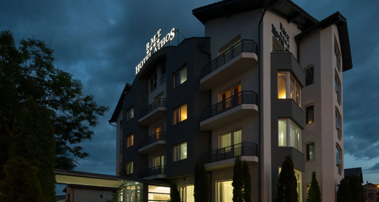 Hotel Athos Rmt