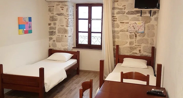 Apartments Historic Stone House