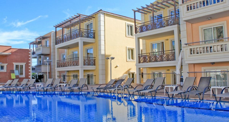 Porto Kalamaki Hotel