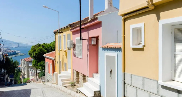 Iconic Stone Houses