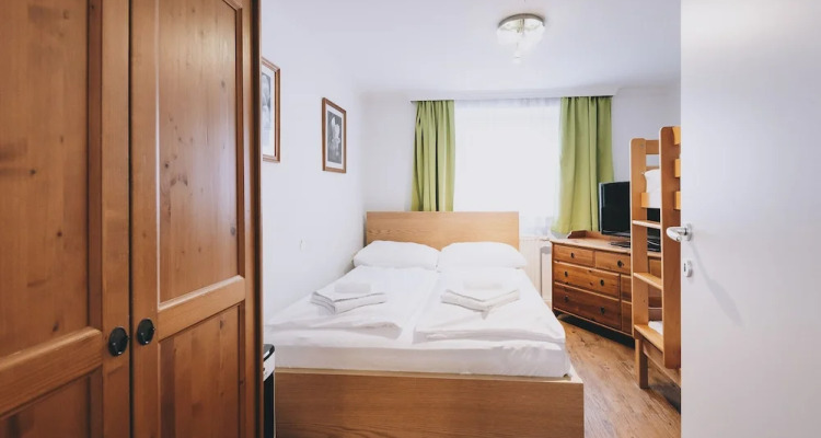 Areit Apartments Top 1