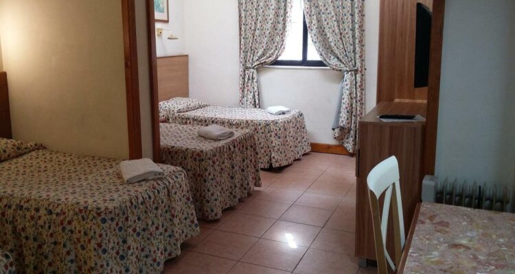 Allegro Hotel