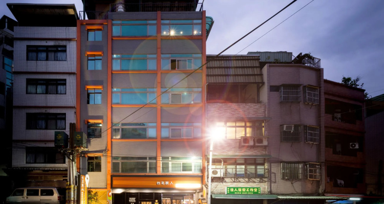 Taipei Travelers International Hostel
