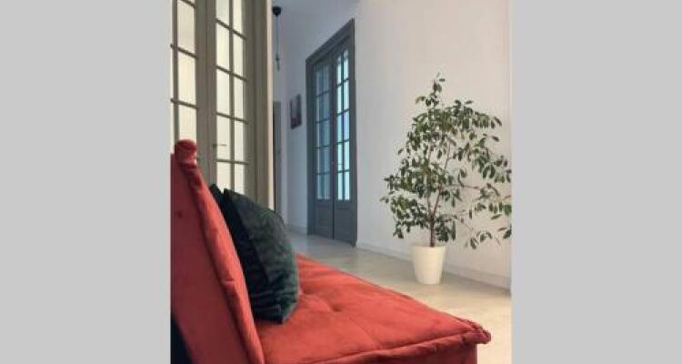 Outstanding 3br Ultracentral Cityview Balcony Aaa