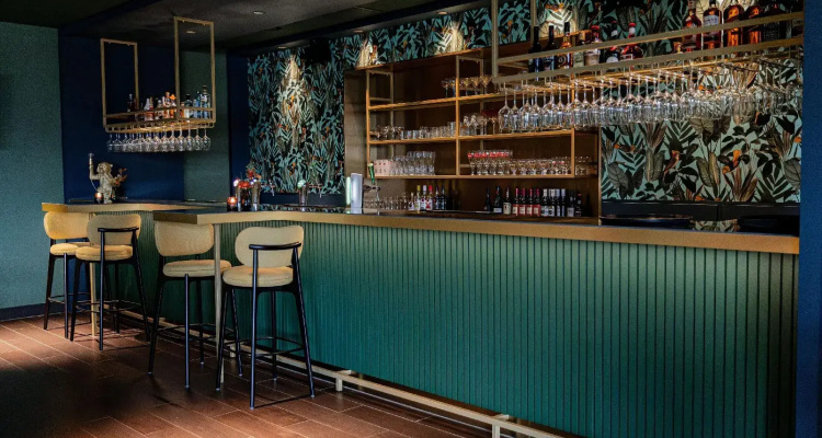 Van der Valk Hotel Wolvega - Heerenveen — Van der Valk hotel