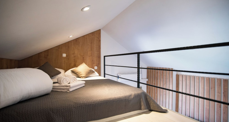 Adriatic Gallery Apartment by Duhomes