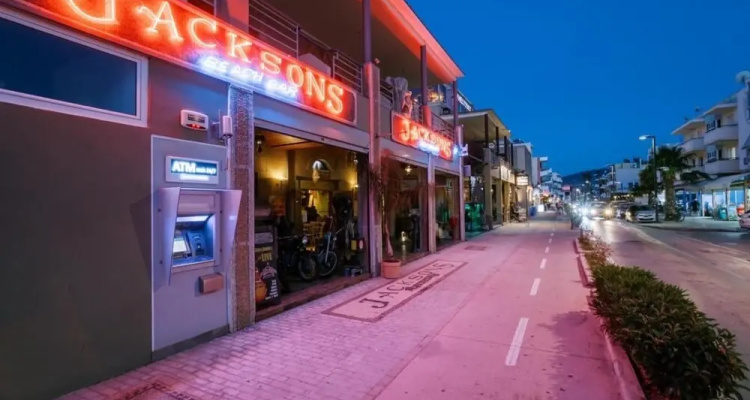 Jacksons Luxury Suites