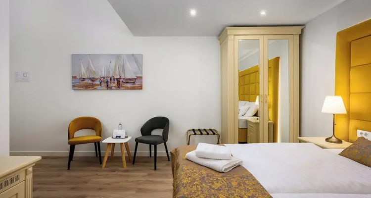 Boutique Hotel Golden Key Pore