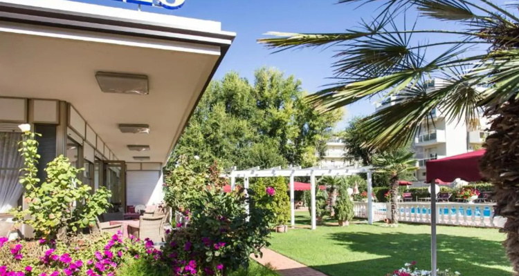 Hotel Apollo