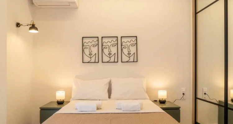 Pananos Sq House I