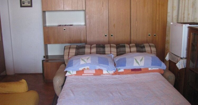 Apartment & Rooms House With Garden