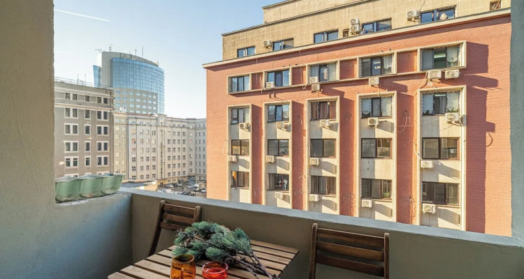 Spacious 2br On Piata Universitatii