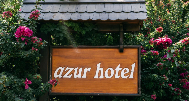 Azur Hotel