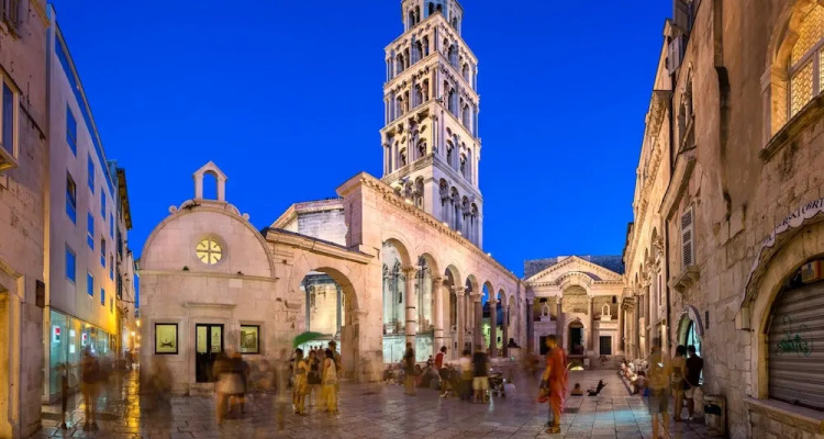 Luxury Spacious Apt Near Znjan Beach W Sea View