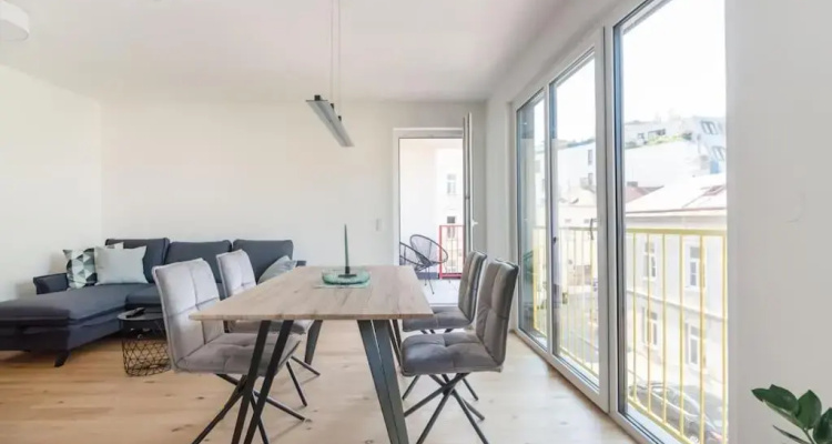 Grune Und Zentrale Ruhelage Im Neubau Mit Balkon