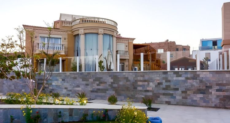 Arena Beach Resort