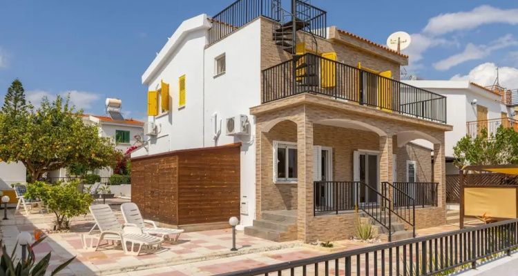 Ayia Thekla Sea Breeze Villa