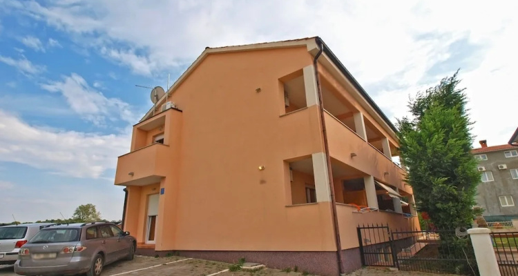 Apartments Arsen 928