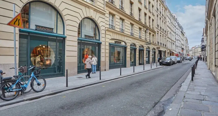 Charming Apartment Faubourg St Honore Madeleine