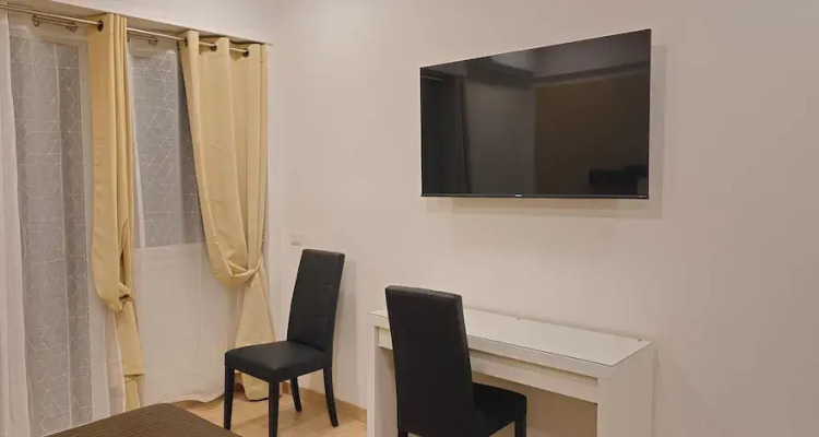 Convenient Booking B & B