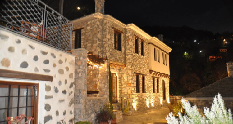 To Stefani Tis Makrinas