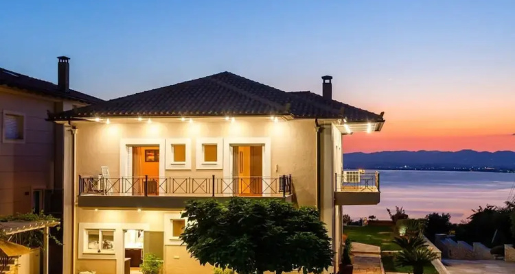 Sunset Paradise Verga S Ultimate Seaview Getaway