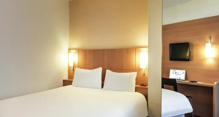 Mercure Paris Butte Montmartre Basilique