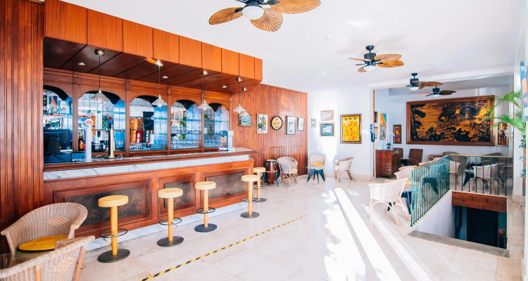 Hotel Roger de Flor Seleqtta