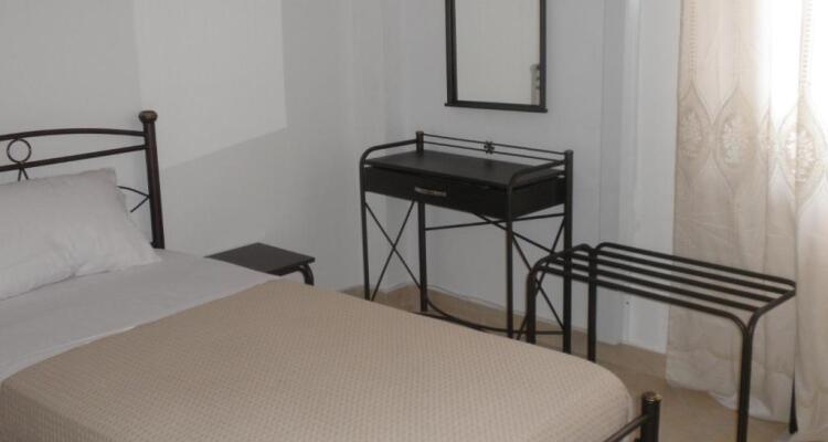 Nikolakakis Rooms Lavrio