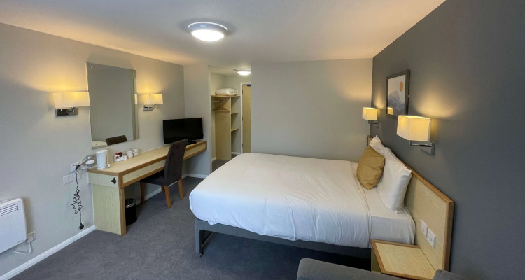 Days Inn by Wyndham Sedgemoor M5 — Wyndham hotel