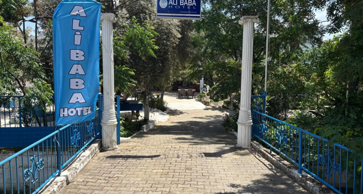 Ali Baba Hotel