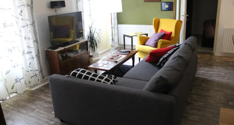 Olive Tree City Apartment