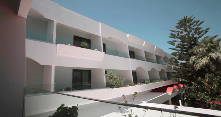 Tigaki Beach Hotel