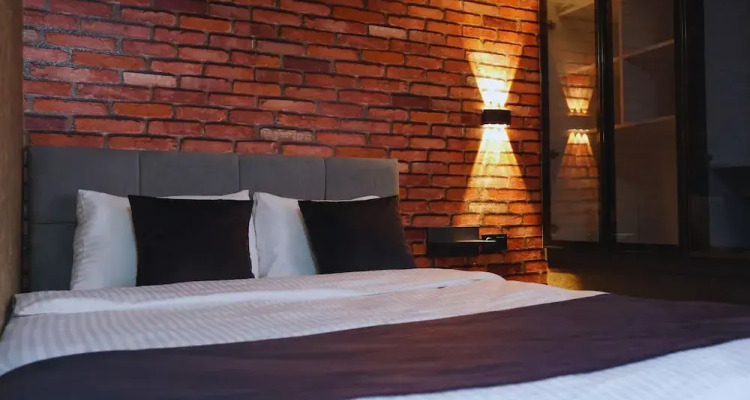 Nomad Hub Istanbul Suit